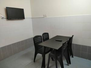 Homestay Kuala Terengganu near Batu Burok, Hospital HSNZ, KTCC Mall, Drawbridge C