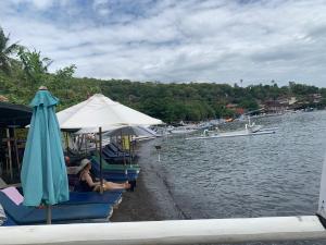 Warung jemeluk & home stay