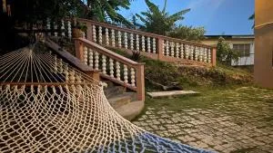 YanceyLargoEstate 2BR Villa with Mountain Views - Rosemount