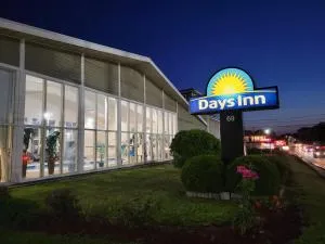Days Inn by Wyndham - Cape Cod - Barnstable