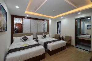 Vương Quốc 3 Hotel