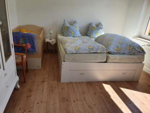Ferienwohnung Ost - Alte Schule Sachswitz