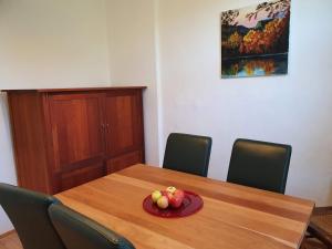 Ferienwohnung Ost - Alte Schule Sachswitz