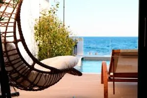 Villa Dorra Coast Suites - 卡纳里奥