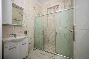 XALİLA HOSTEL Only FOR MEN, BEST IN ISTANBUL