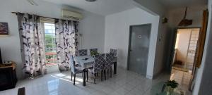Homestay Azie Ria
