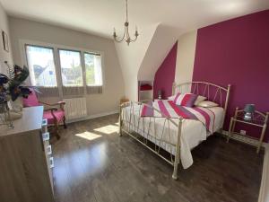 Maisons de vacances Maison Perros-Guirec, 5 pieces, 8 personnes - FR-1-368-344 : photos des chambres