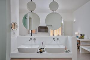 Meltemi Blu - Adults Only