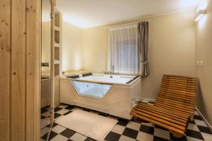 Villa Gallo 1915, luxurious villa with garden and SPA