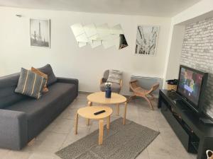 Appartements Superbe appartement avec parking prive : photos des chambres