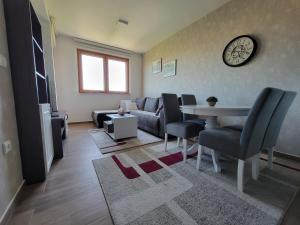 Goldview Apartmani