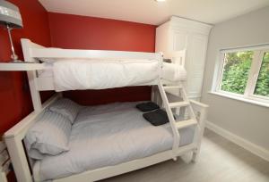 Notting Hill West in the heart of Westport Town