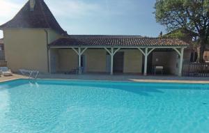 Appartements Awesome apartment in Limeuil with 2 Bedrooms and Outdoor swimming pool : photos des chambres