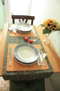 apartment at Colosseo with terrace overlooking the garden by LYON