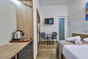 Tritoni Mini Studios - Valletta