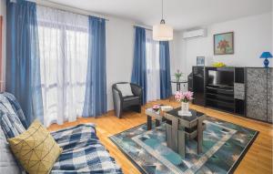 Beautiful Apartment In Kastelir With 2 Bedrooms And Wifi