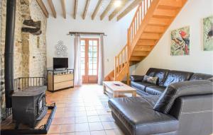 Maisons de vacances Stunning home in St, Pierre Langers with 2 Bedrooms and WiFi : photos des chambres