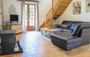 Maisons de vacances Lovely Home In St, Pierre Langers With Kitchen : photos des chambres