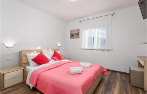 Nice Apartment In Banjol With House Sea View 