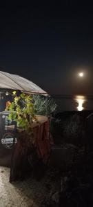 Şiir Ev Kekova ( Poeme House )