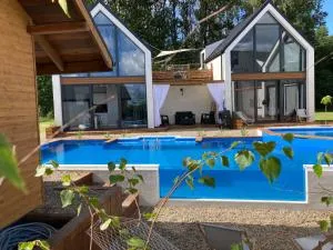 Admiral Yacht - 斯维诺乌伊希切