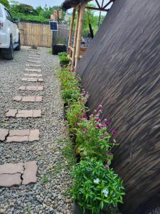 Calatagans Bahay Kubo - with Beach Access