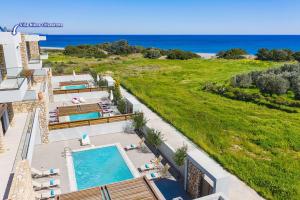 Villa Nikos Olivestone by Villa Plus