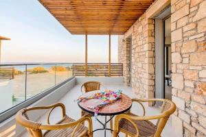 Villa Nikos Olivestone by Villa Plus