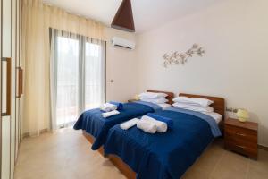 Villa Dimitra Springs by Villa Plus