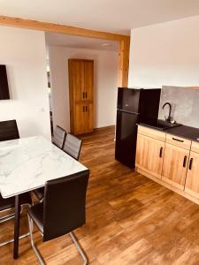 PJagodic Hotel Cerklje - 5min to Airport 