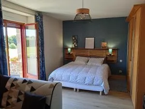 Pontmain (53) Chambre privée proche de Fougères - Larchamp