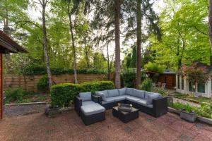 Chalet Heppie People