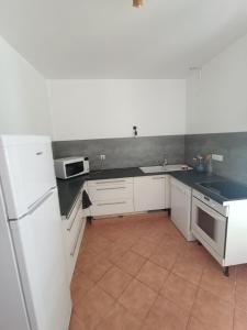 Maisons de vacances Maison dans le centre de messanges : photos des chambres