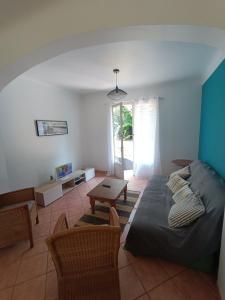 Maisons de vacances Maison dans le centre de messanges : photos des chambres