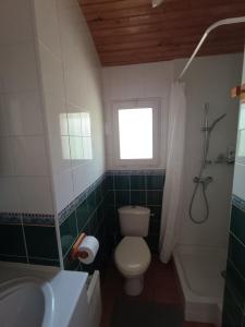 Maisons de vacances Maison dans le centre de messanges : photos des chambres