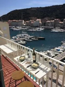 Appartement duplex plein sud sur le port de Bonifacio - 博尼法乔