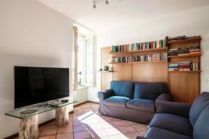 Library House - Downtown Como