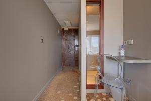 Hotels Hotel Le Nautic : photos des chambres