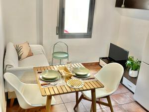 Apartamentos Blanes Petit - 3hvězdičkové hotely ve městě Blanes