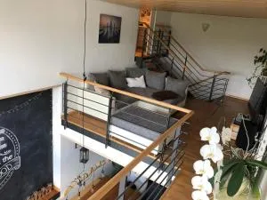 Tolle große Wohnung mit Kamin und Terrasse - Remshalden