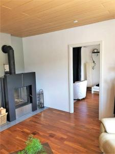 Tolle große Wohnung mit Kamin und Terrasse