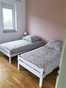Tolle große Wohnung mit Kamin und Terrasse