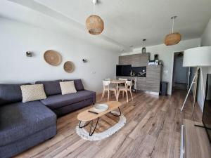 Appartement in Mimizans center with pool & BBQ