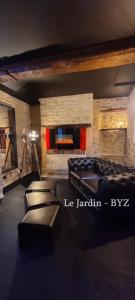 Villas Bayeuzen Le Jardin - Nuit Romantique et Spa Privatif Bayeux : photos des chambres