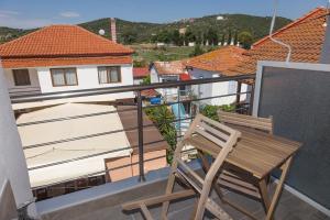 elenamou rooms