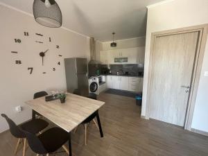 Pandwra apartment