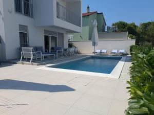 Luxury Villa Teuta with Heated Pool