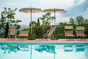 Podere Mezzastrada - Place of Charme