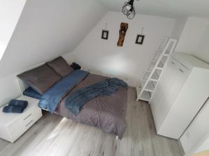 Apartament DWA DĘBY