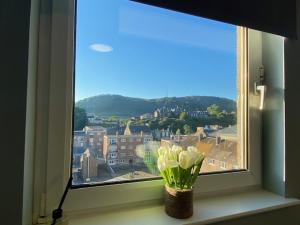 Burnt Island 2 bed apartment with stunning views